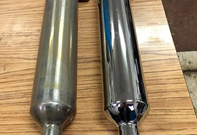 Cromado de tubos escape moto: escape antes y después con acabado espejo y protección anticorrosión